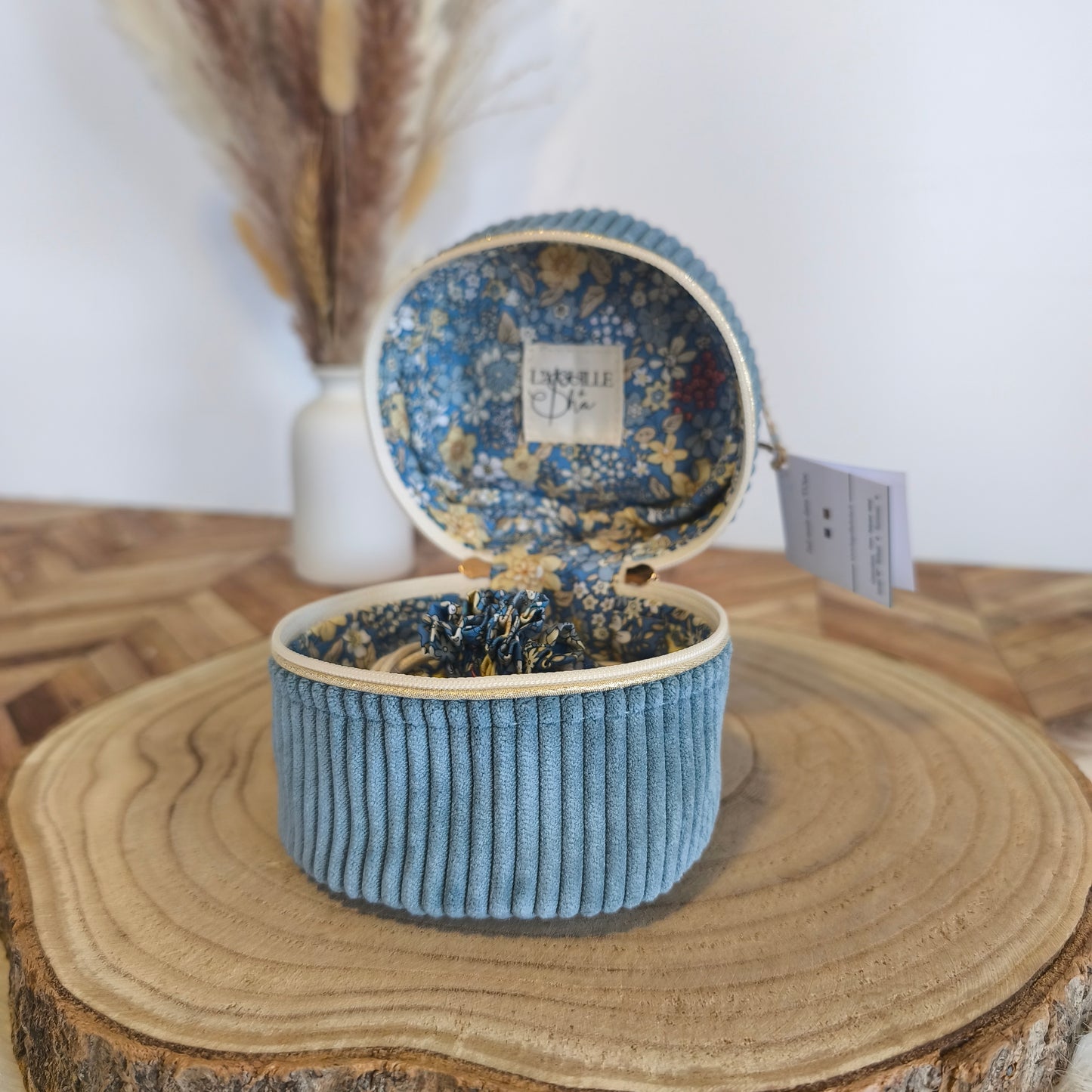 Écrin à bijoux - Modèle bleu clair fleuri
