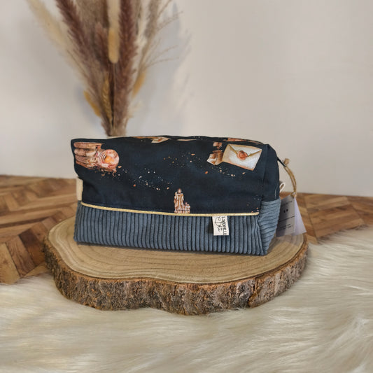 Trousse de toilette bi-matière école des sorciers