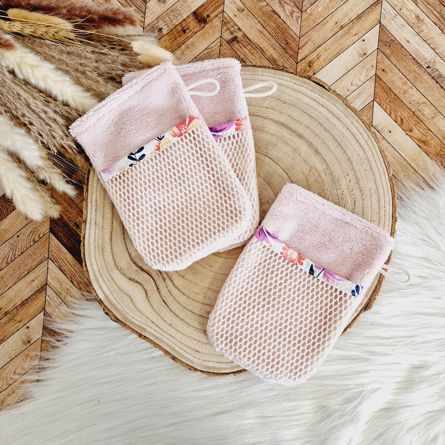 Gants de toilette avec poche en filet pour savon En stock