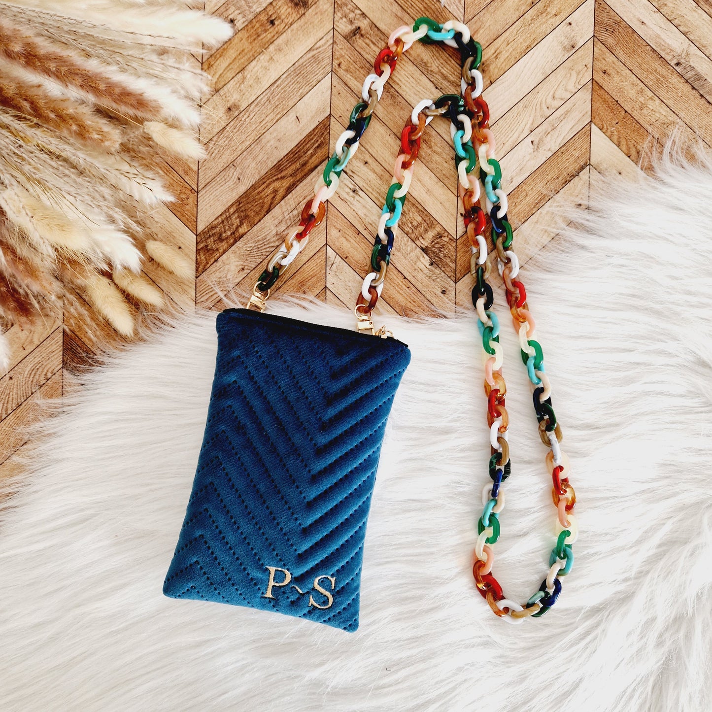 Pochette "Essentiel Élégant" - Liberté et style à portée de main