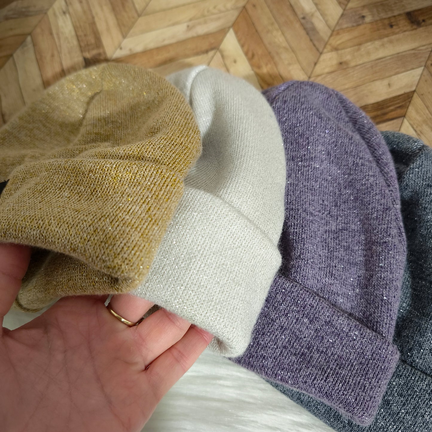 Bonnets pailletés en maille - collection hiver