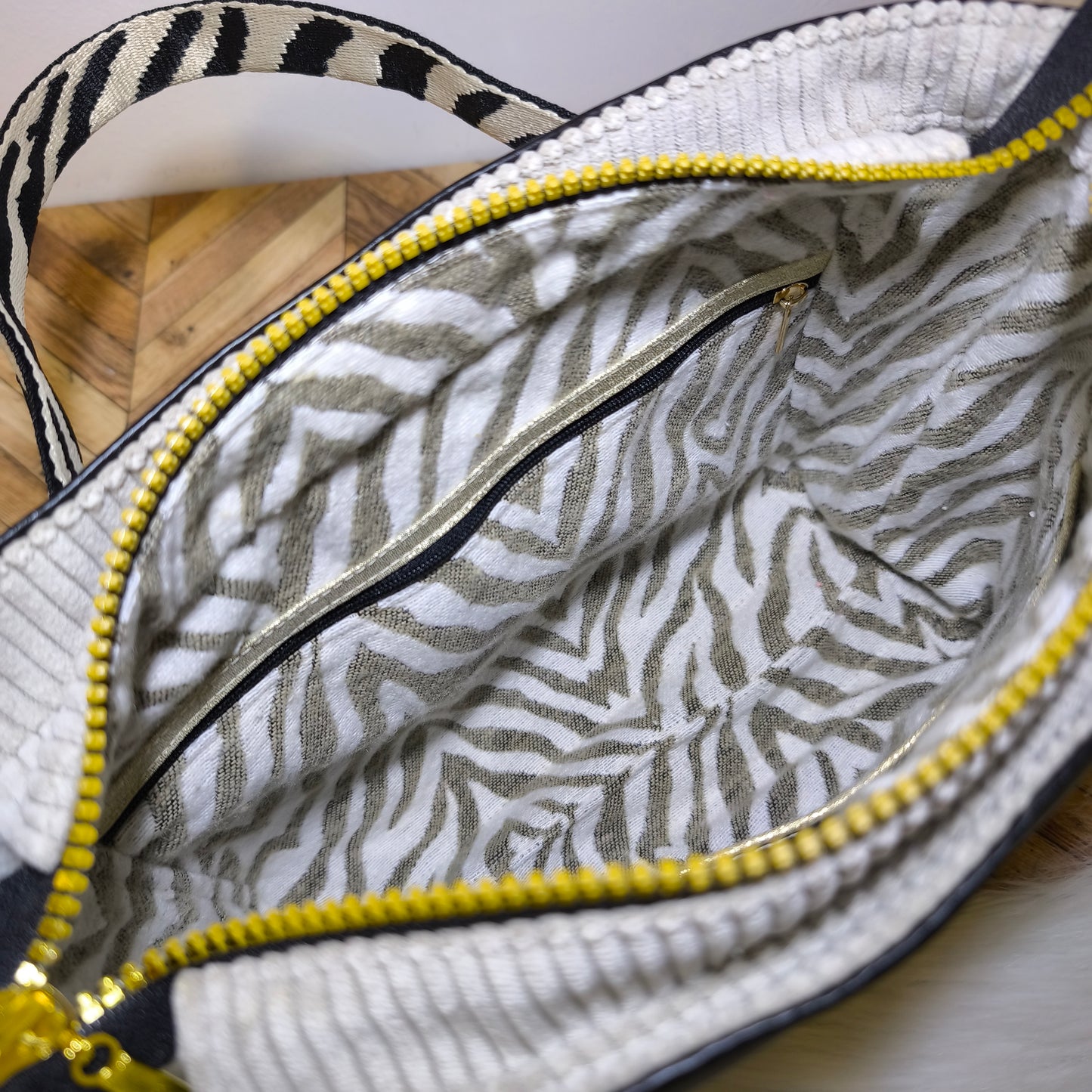 Cabas Chloé – Édition Zébrée - Modèle prédéfini et limité