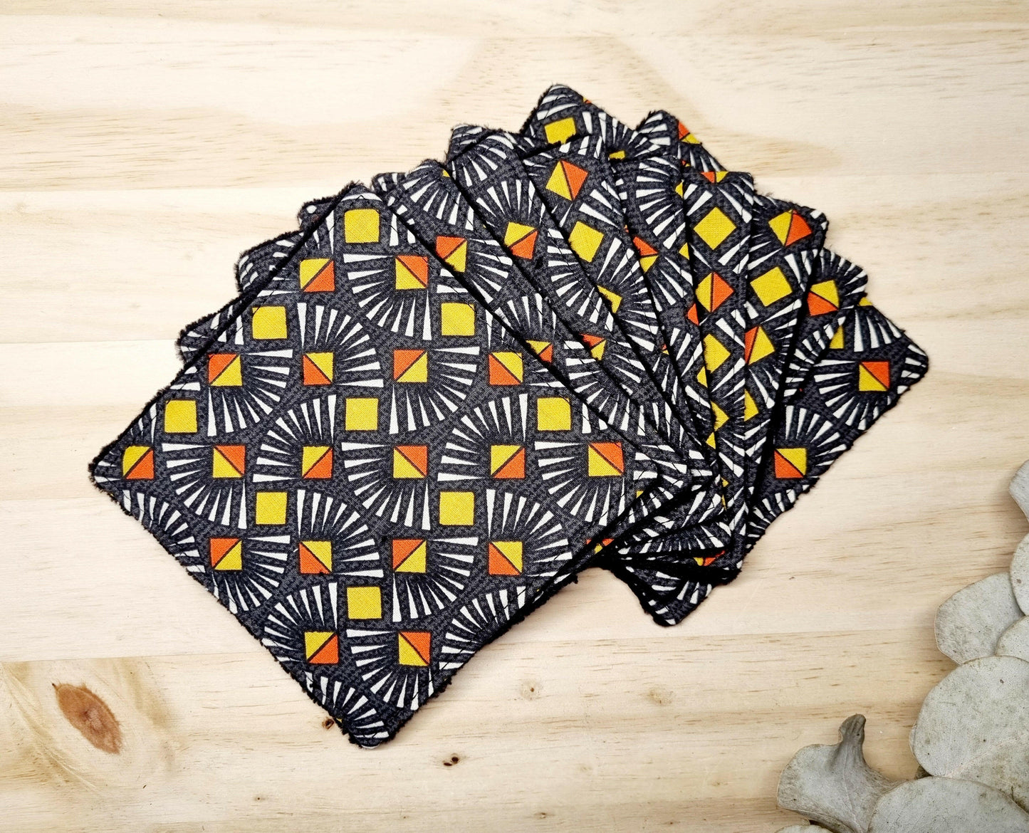 Grandes lingettes démaquillantes