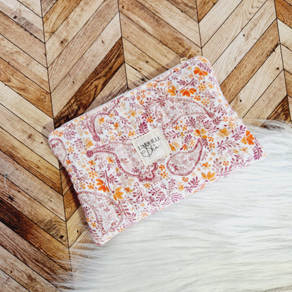 Pochette matelassée (3 coloris au choix)
