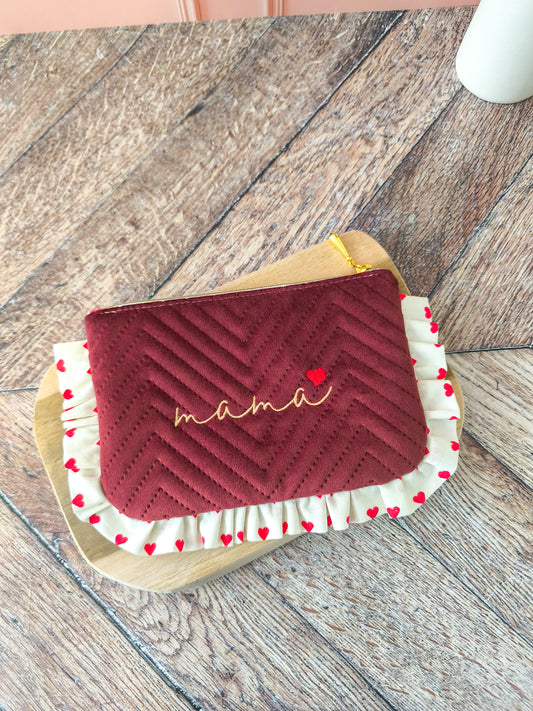 Trousse plate Mama à volant – idée cadeau maman