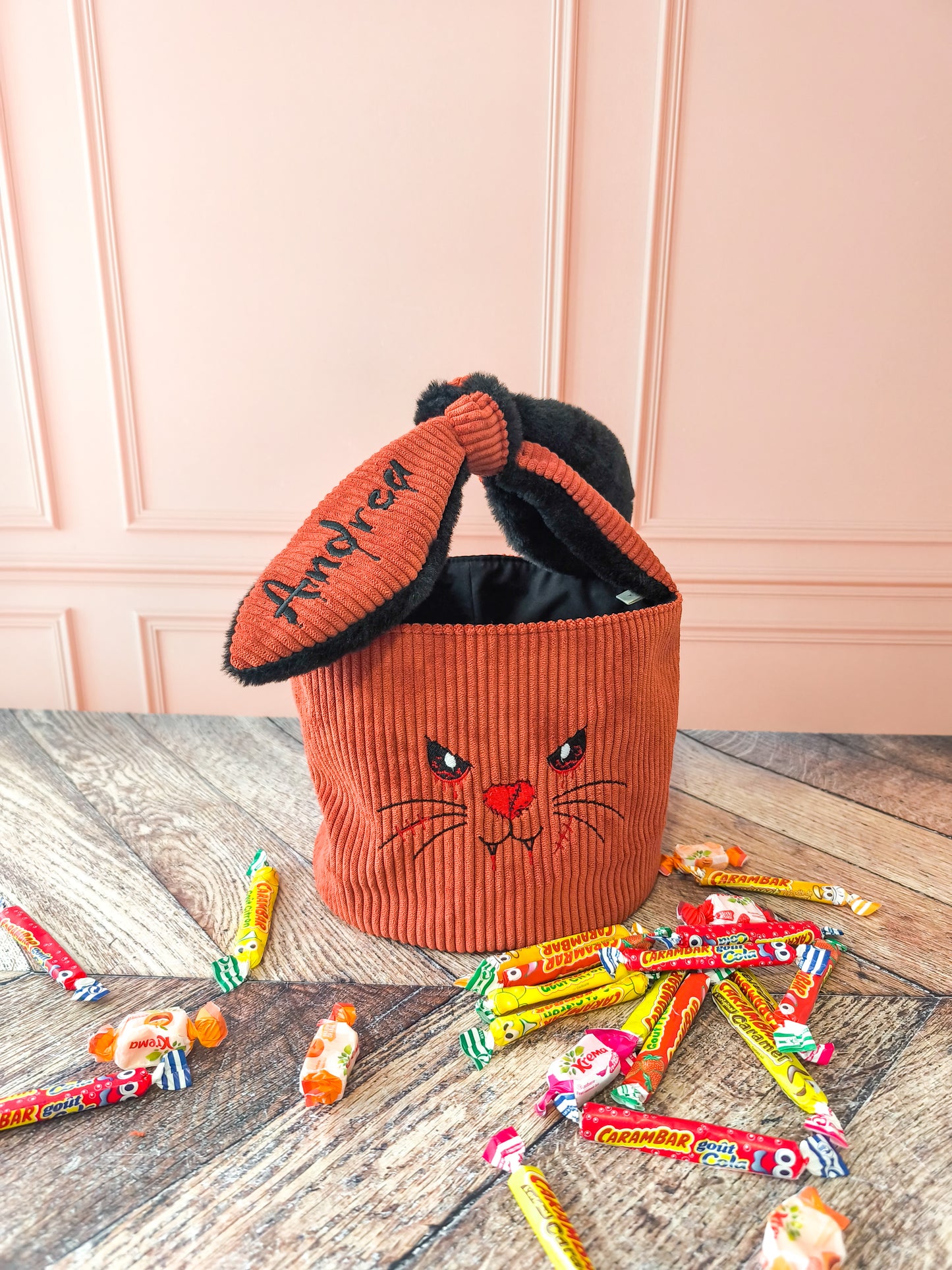 Panier lapin Halloween personnalisé en velours – Panier à bonbons enfant - QUANTITÉ LIMITÉE