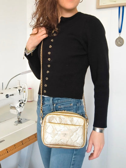 Tessa - Sac bandoulière doré effet serpent